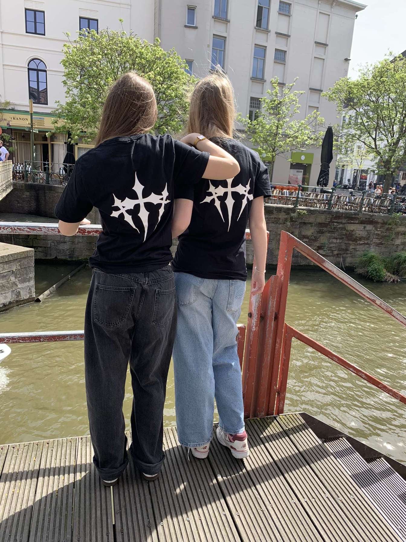Asux cross t-shirt