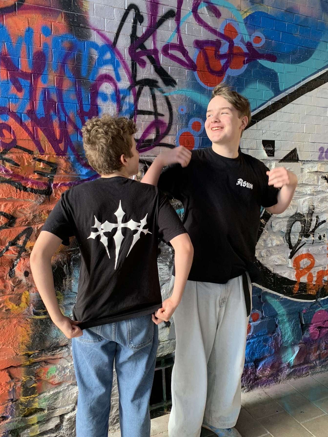 Asux cross t-shirt